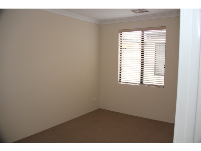 33A Clavering Street, Bayswater WA 6053