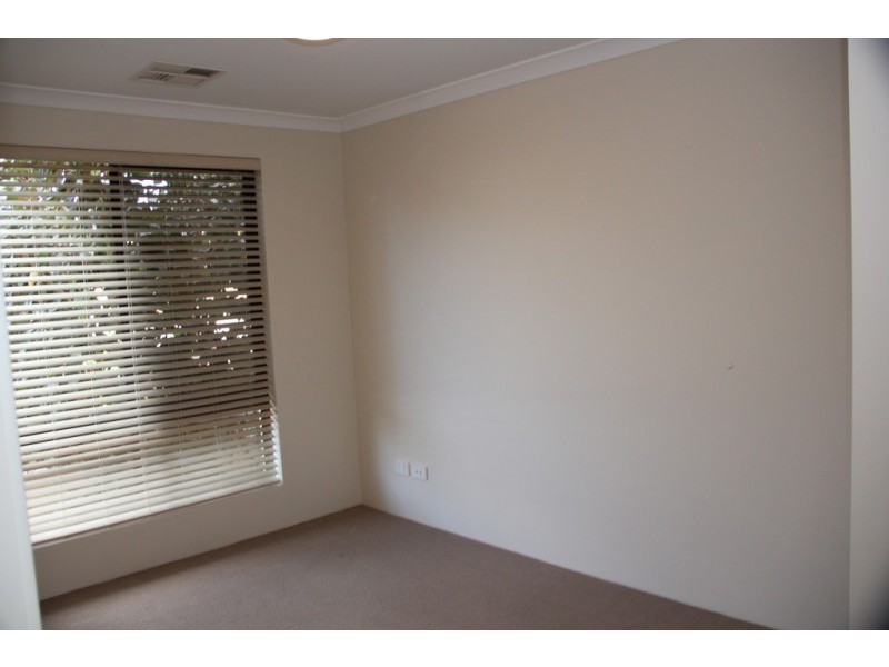 33A Clavering Street, Bayswater WA 6053