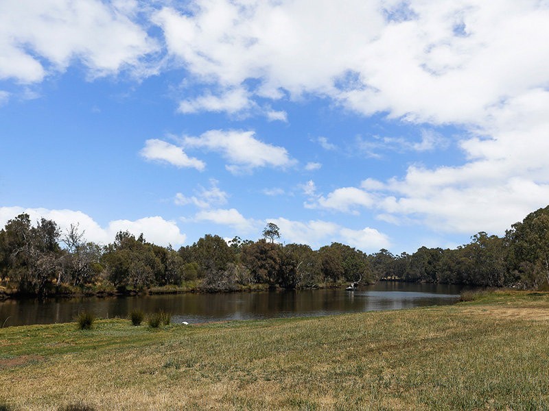 102 Hamersley Road, Caversham WA 6055