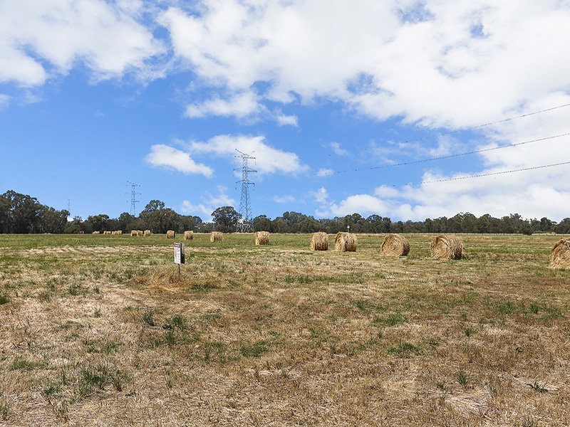 102 Hamersley Road, Caversham WA 6055