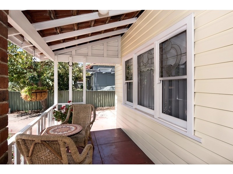 15 Gilbert Street, Bayswater WA 6053