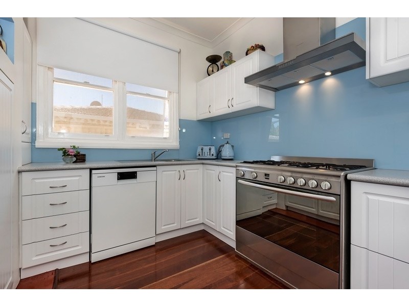 15 Gilbert Street, Bayswater WA 6053