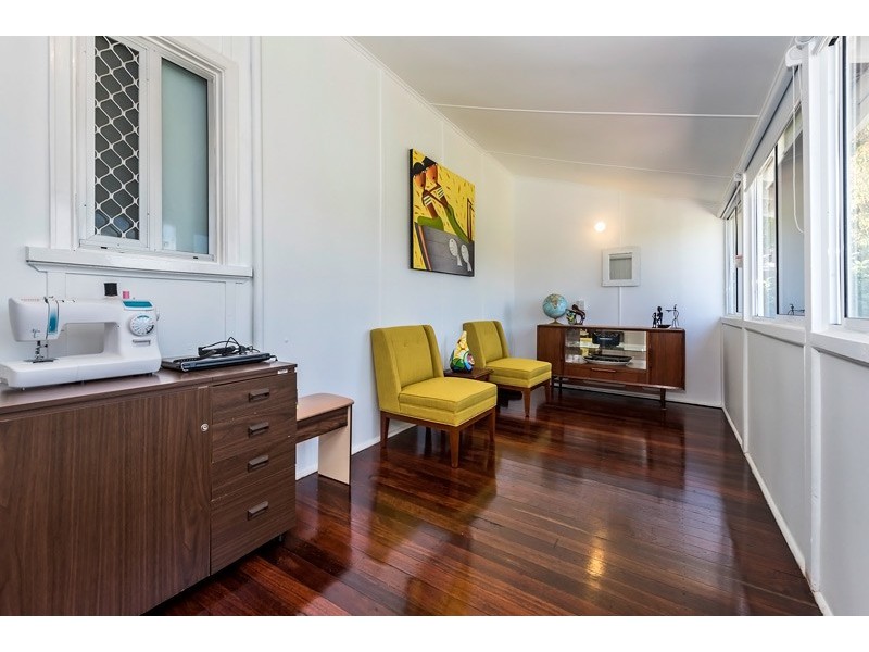 15 Gilbert Street, Bayswater WA 6053