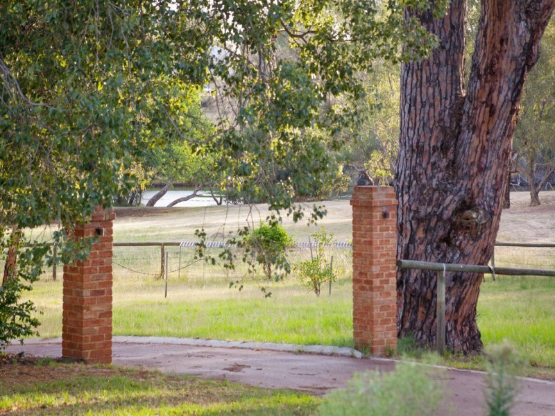 192 Swan Street (West), Guildford WA 6055