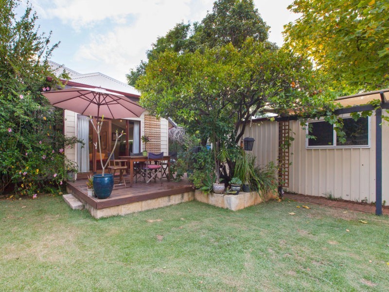 192 Swan Street (West), Guildford WA 6055