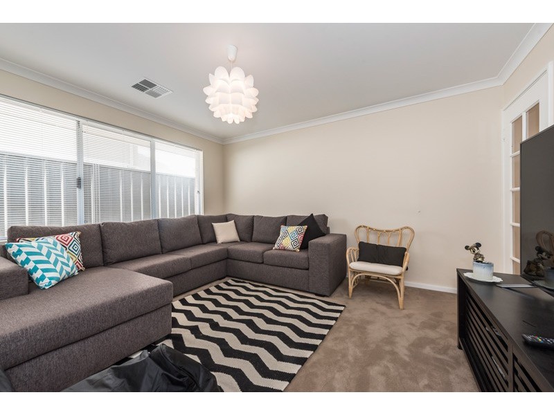 6 Chichester Way, Jane Brook WA 6056