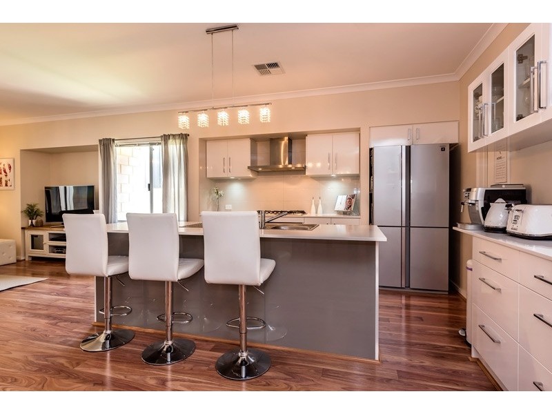 6 Chichester Way, Jane Brook WA 6056