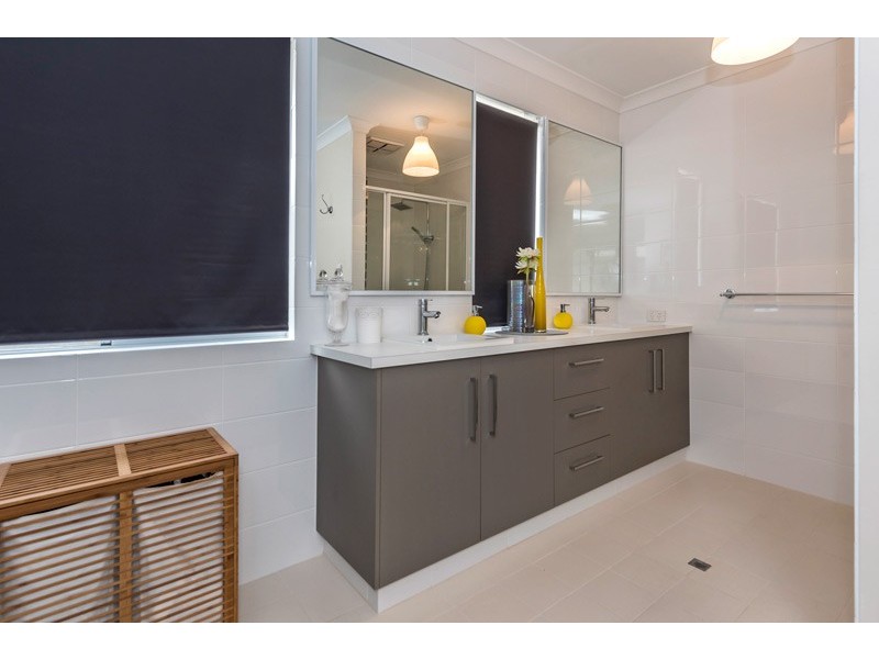 6 Chichester Way, Jane Brook WA 6056