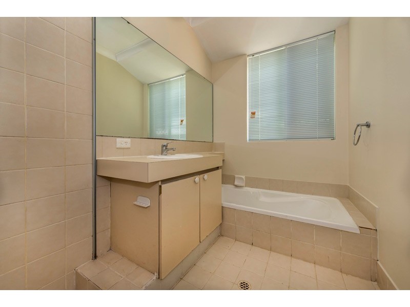 81 Bottlebrush Drive, Kiara WA 6054