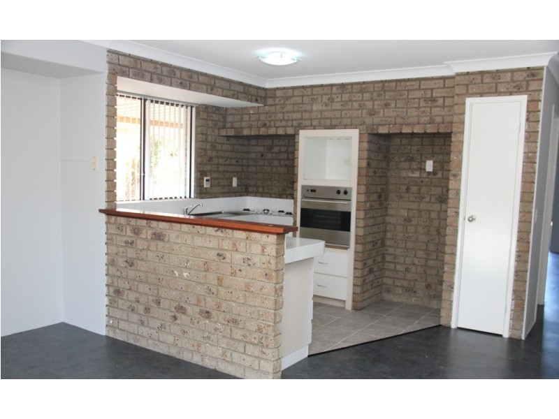 10 Meadowview Drive, Ballajura WA 6066