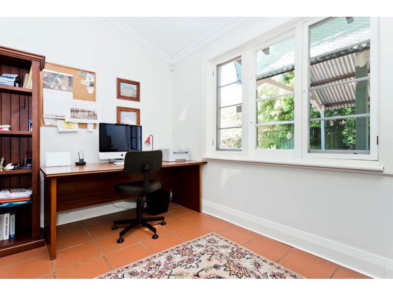 39 Swan Street (East), Guildford WA 6055