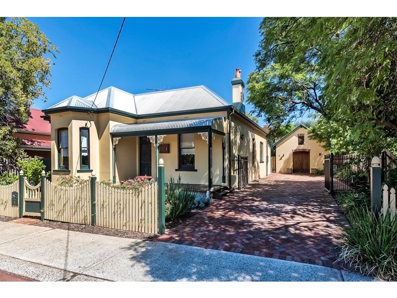 7 Olive Street, Guildford WA 6055