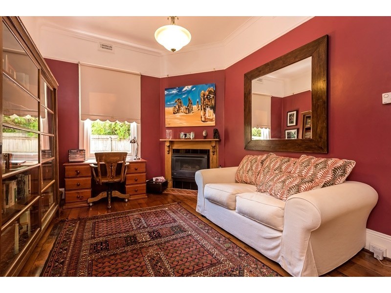 7 Olive Street, Guildford WA 6055