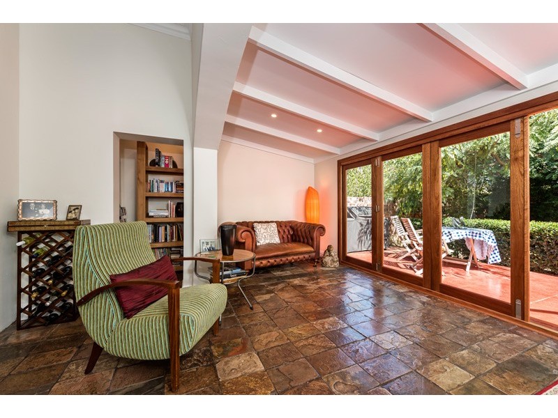 7 Olive Street, Guildford WA 6055