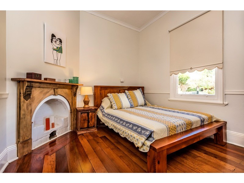 7 Olive Street, Guildford WA 6055