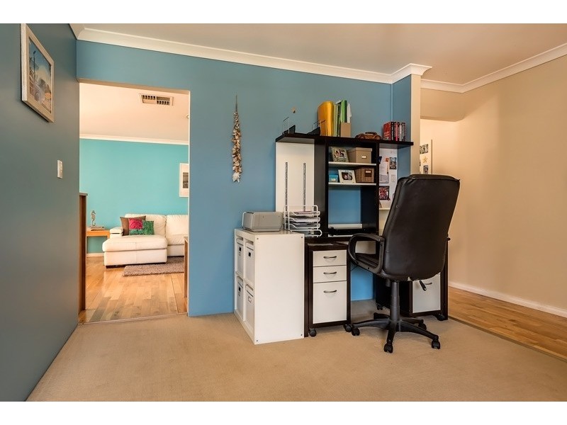 2 Viola Place, Beechboro WA 6063