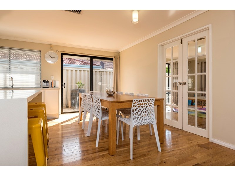 2 Viola Place, Beechboro WA 6063