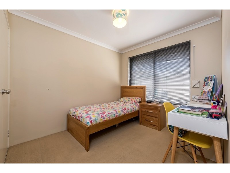 2 Viola Place, Beechboro WA 6063