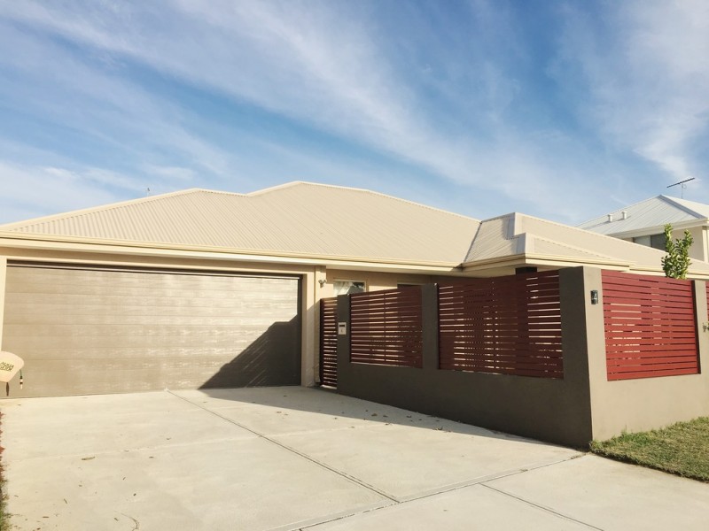 4 Dunstone Road, Bayswater WA 6053