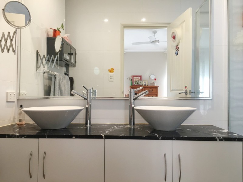 4 Dunstone Road, Bayswater WA 6053