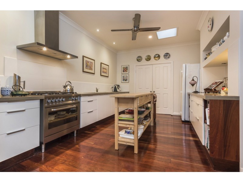 13 Wills Street, Bayswater WA 6053