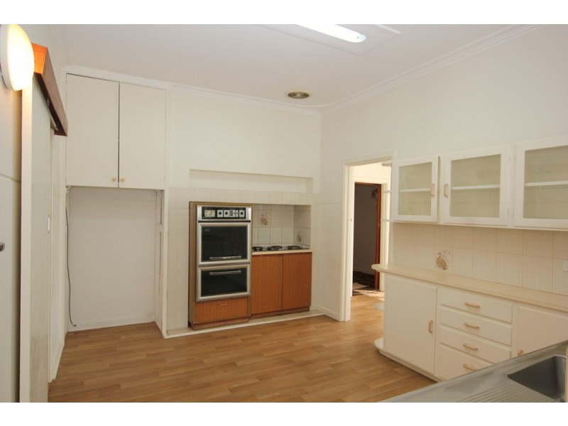 111 King William Street, Bayswater WA 6053