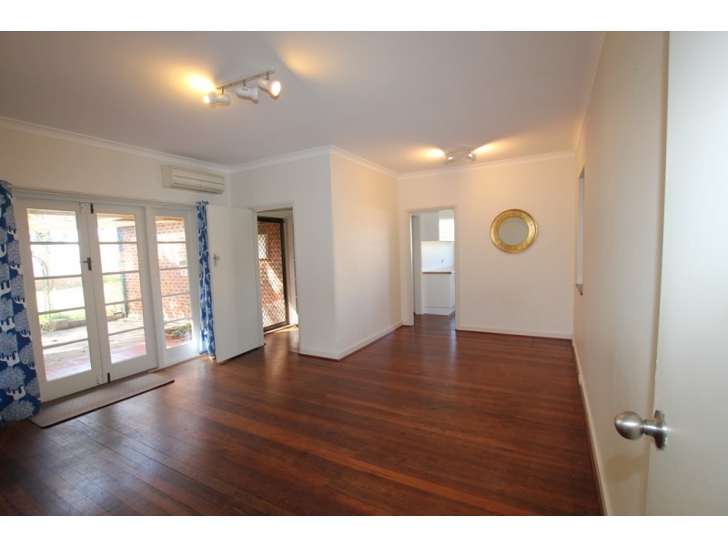 19 Kimbara Street, Nollamara WA 6061