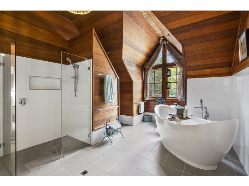 137 Mountain View Close, Kurrajong Hills NSW 2758