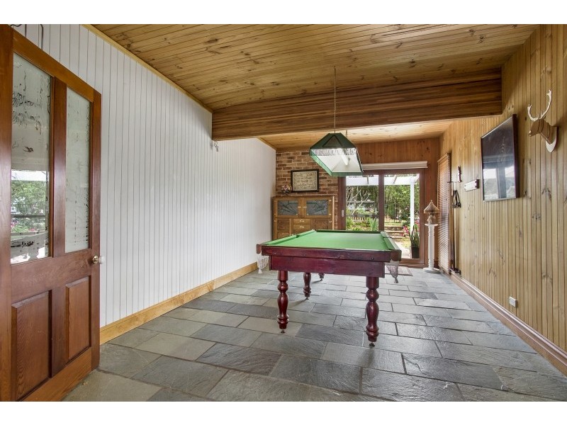 137 Mountain View Close, Kurrajong Hills NSW 2758