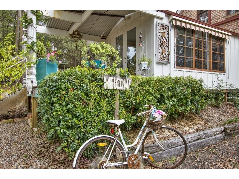 137 Mountain View Close, Kurrajong Hills NSW 2758