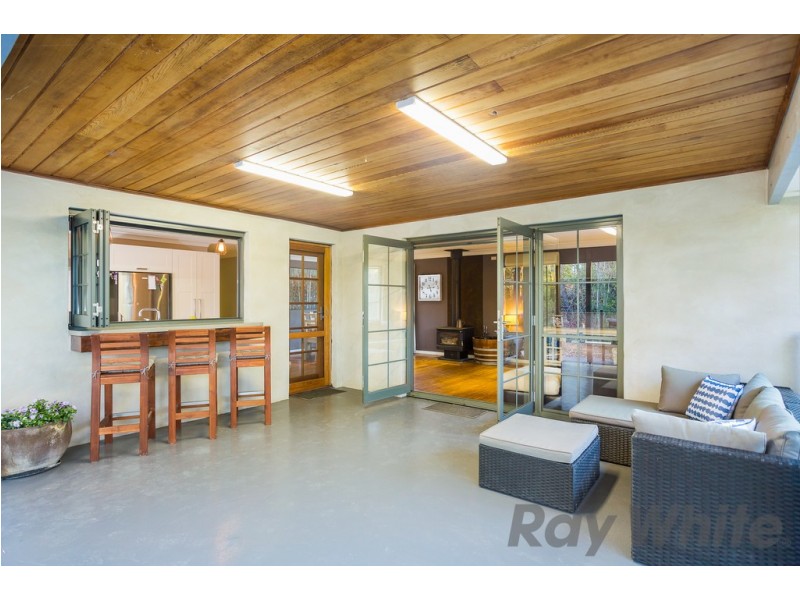 329 Blaxlands Ridge Road, Kurrajong NSW 2758