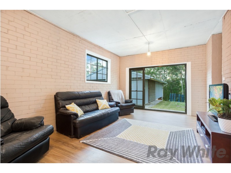 329 Blaxlands Ridge Road, Kurrajong NSW 2758