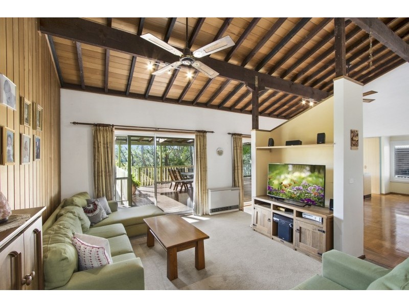 67 St Georges Crescent, Faulconbridge NSW 2776