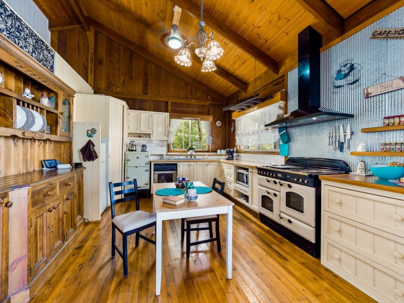 3B Pecks Road, Kurrajong Heights NSW 2758