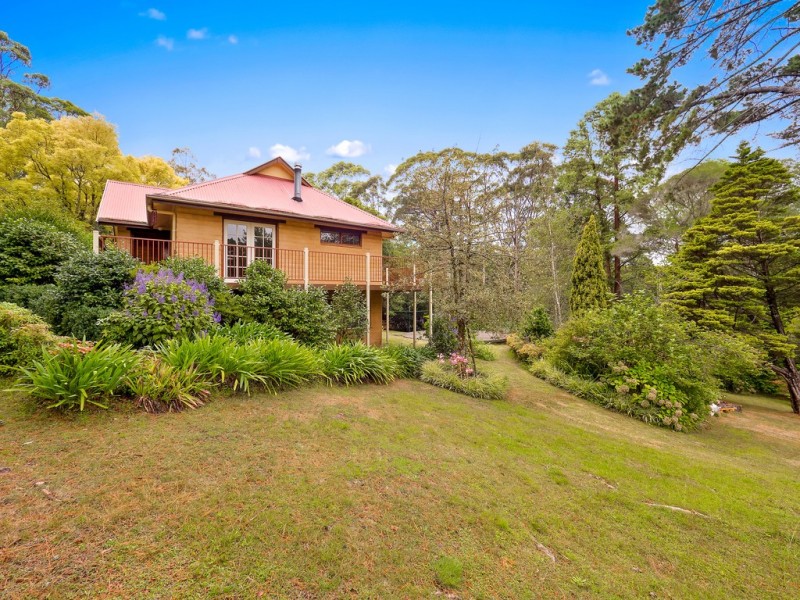 127 Warks Hill Road, Kurrajong Heights NSW 2758