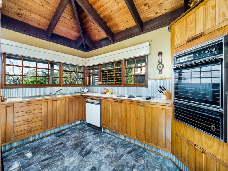 8 Crag Crescent, Bowen Mountain NSW 2753