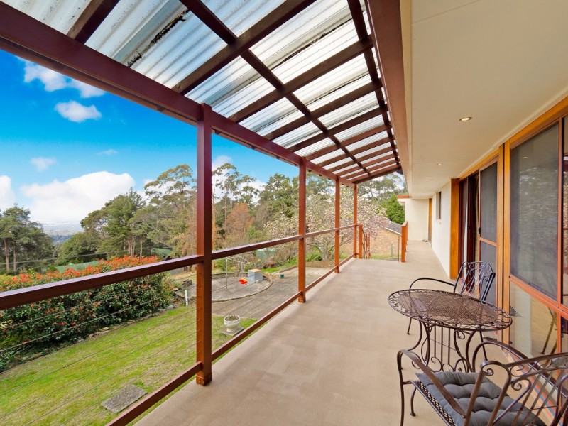 6 Stanley Ave, Kurrajong Heights NSW 2758