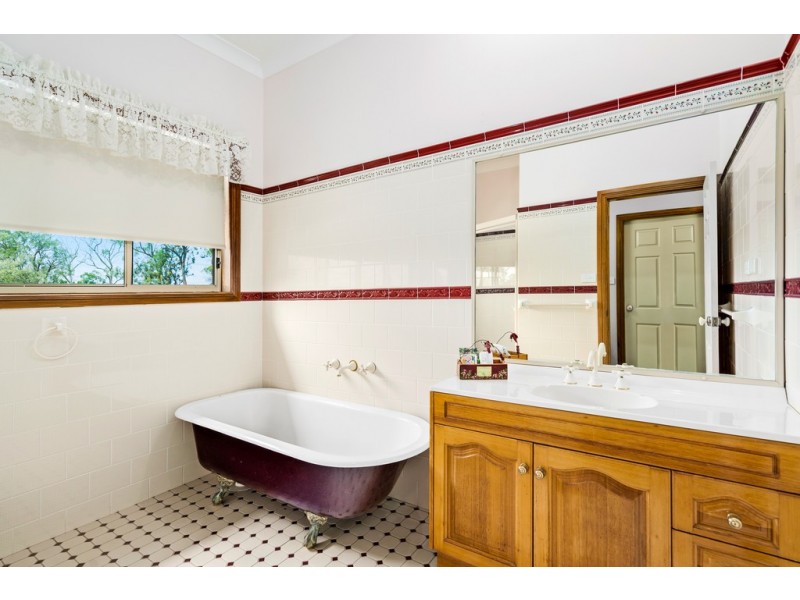 27 Sturt Place, Windsor Downs NSW 2756