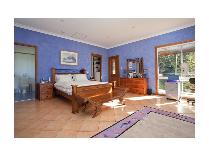 1004 Bells Line of Road, Kurrajong Hills NSW 2758