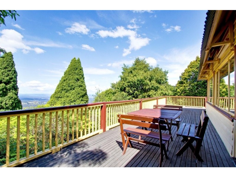 88 Warks Hill Road, Kurrajong Heights NSW 2758