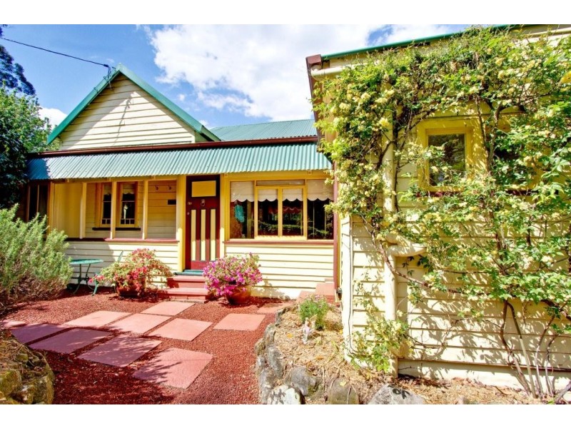 88 Warks Hill Road, Kurrajong Heights NSW 2758