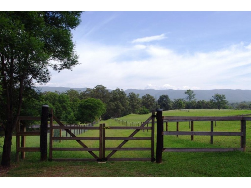 727 Comleroy Road, Kurrajong NSW 2758