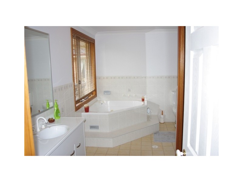 East Kurrajong NSW 2758