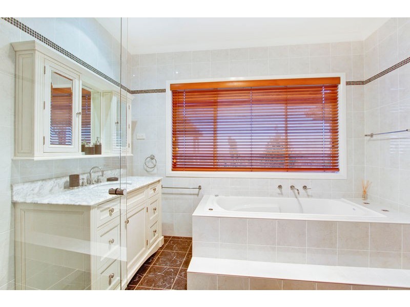 24 East Kurrajong Road, East Kurrajong NSW 2758