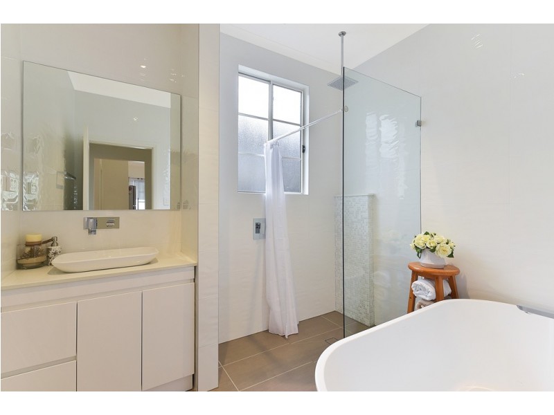 23 Warks Hill Road, Kurrajong Heights NSW 2758