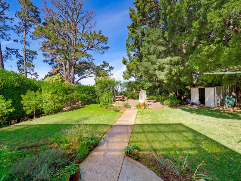 35 Warks Hill Road, Kurrajong Heights NSW 2758