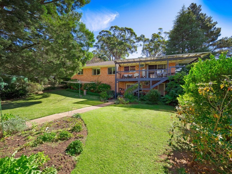 35 Warks Hill Road, Kurrajong Heights NSW 2758
