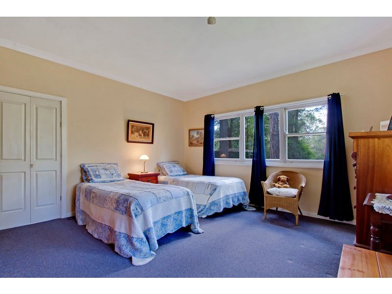 2 Glenara Road, Kurrajong Heights NSW 2758