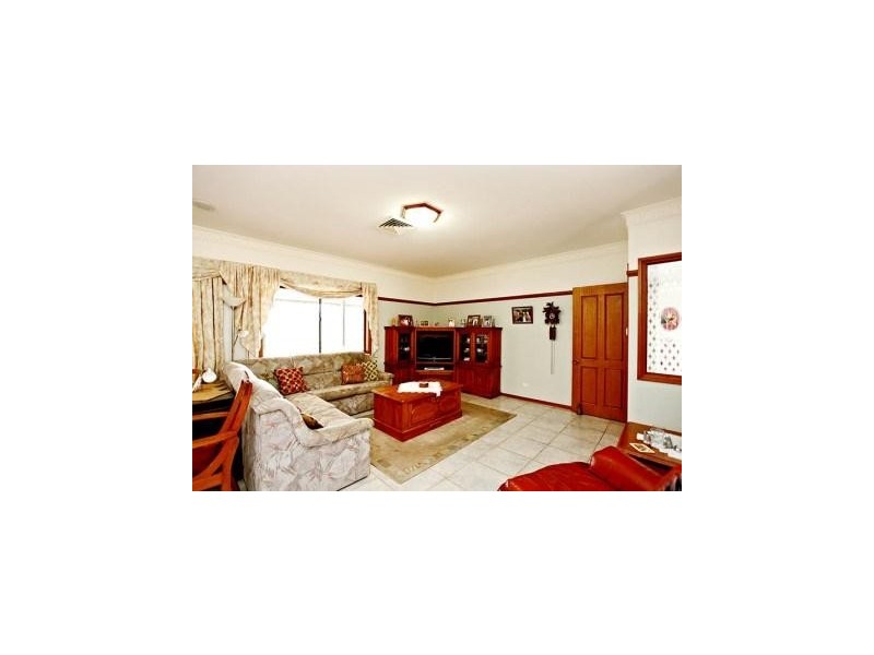 14 Turpentine Grove, Kurrajong NSW 2758