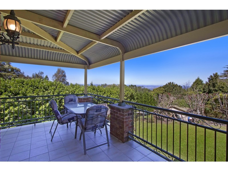 8 Douglas Road, Kurrajong Heights NSW 2758